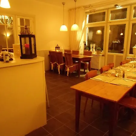 Hotel De La Providence 3*