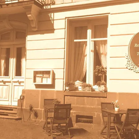 De La Providence מלון Égliseneuve-dʼEntraigues