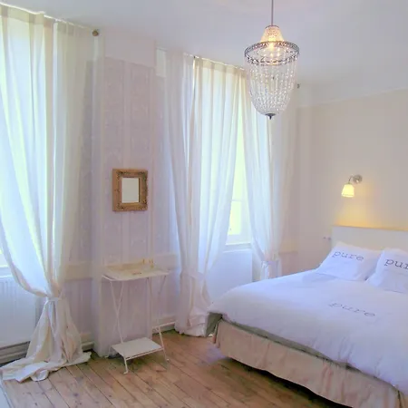 De La Providence 3* Égliseneuve-dʼEntraigues