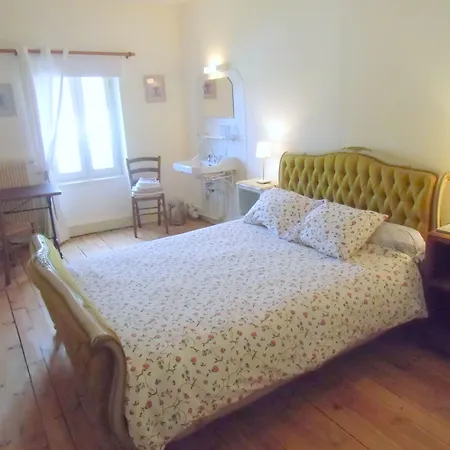 De La Providence Otel Égliseneuve-dʼEntraigues