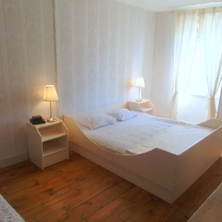 Otel De La Providence