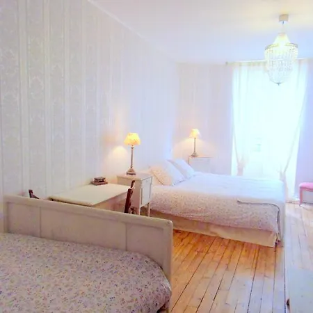 De La Providence Égliseneuve-dʼEntraigues