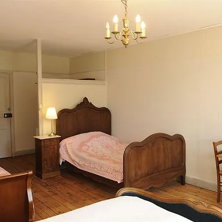 De La Providence 3*