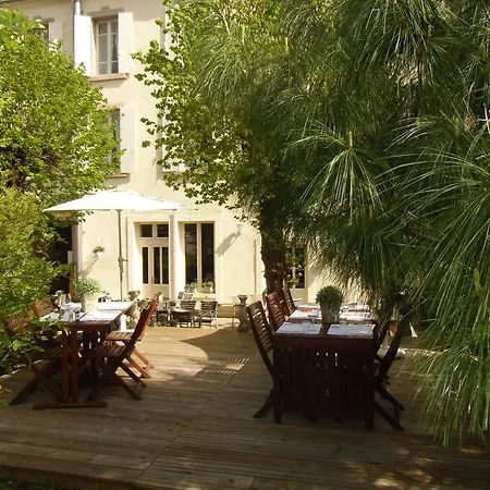 מלון De La Providence