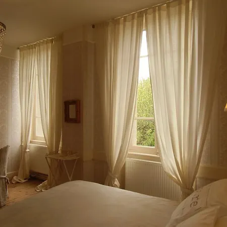 De La Providence Égliseneuve-dʼEntraigues