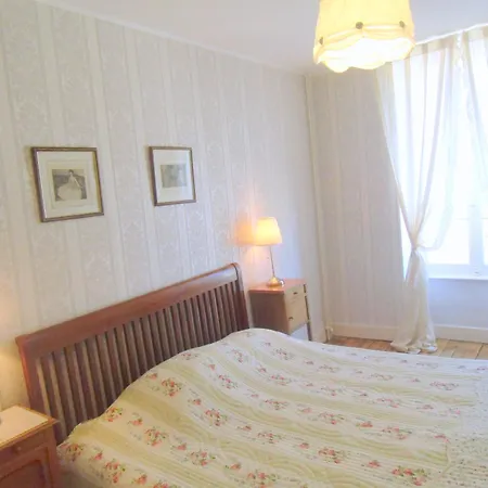 De La Providence Hotel Egliseneuve-d'Entraigues