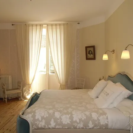 Hotel De La Providence 3*