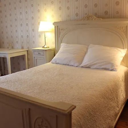Hotel De La Providence Egliseneuve-d'Entraigues